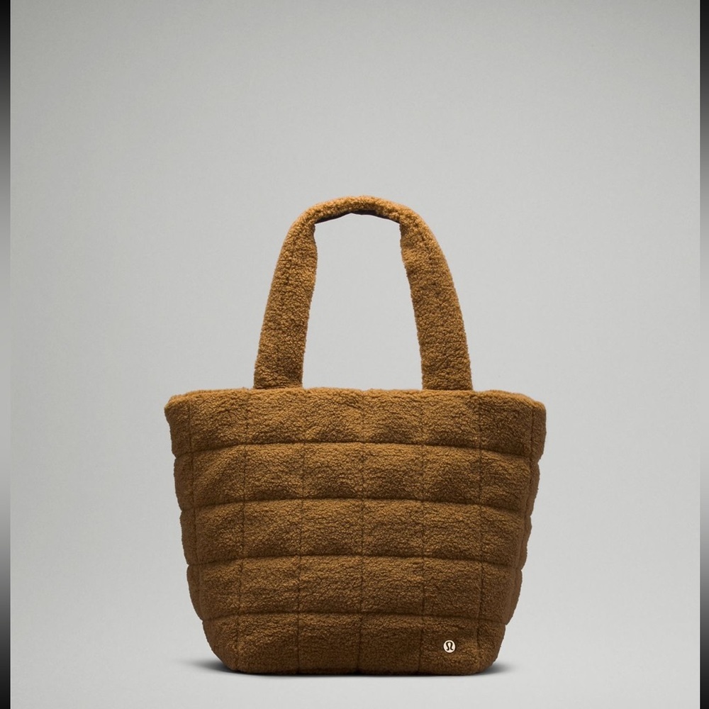 NWT Lululemon Quilted Grid Tote Bag 26L *Fleece / Burnt  Caramel